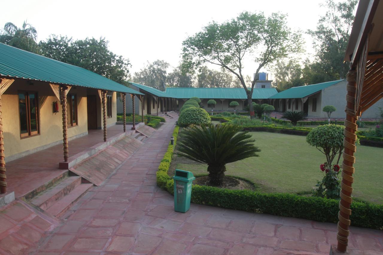 Dr. Sudha'S Ayurveda Muzaffarnagar Bagian luar foto